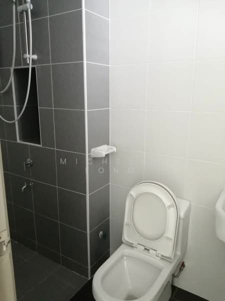 Apartment for Sale at Aliff Avenue (Dwi Alif) - Michelle Fong - Bathroom - PropertyGuru.com.my