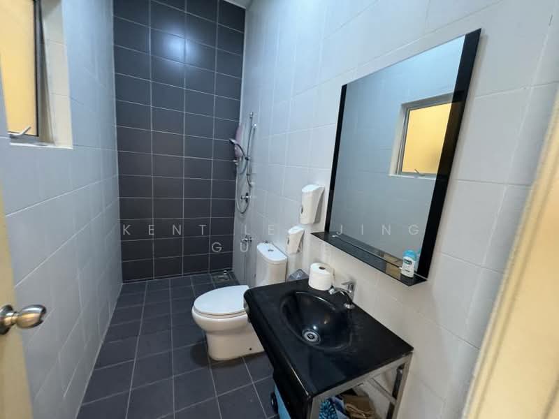 2-storey Terraced House for Sale in Bandar Nusa Rhu (Shah Alam) - Kent Lee Jing Guang - Bathroom - PropertyGuru.com.my