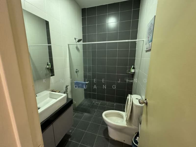 2-storey Terraced House for Sale in Bandar Nusa Rhu (Shah Alam) - Kent Lee Jing Guang - Bathroom - PropertyGuru.com.my