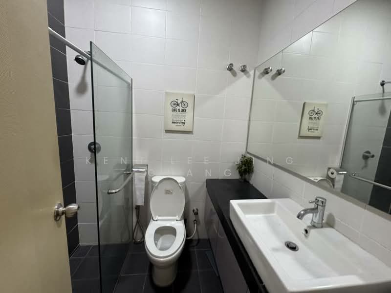 2-storey Terraced House for Sale in Bandar Nusa Rhu (Shah Alam) - Kent Lee Jing Guang - Bathroom - PropertyGuru.com.my