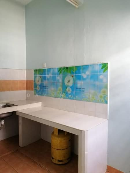 2-storey Terraced House for Rent in Taman Bestari Indah (Ulu Tiram) - Daphne Lee - Kitchen - PropertyGuru.com.my