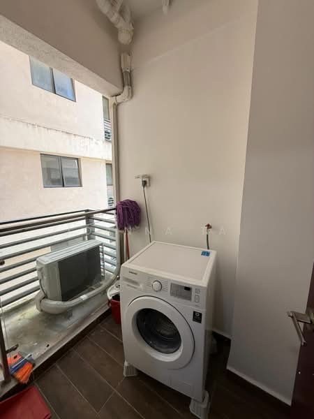 Condominium for Rent at Kings Bay @ Country Garden Danga Bay - Joanna Tai - PropertyGuru.com.my