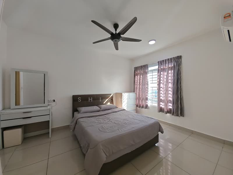 Apartment for Sale at Austin Suites (Permata Austin) - Shishi . - Bedroom - PropertyGuru.com.my