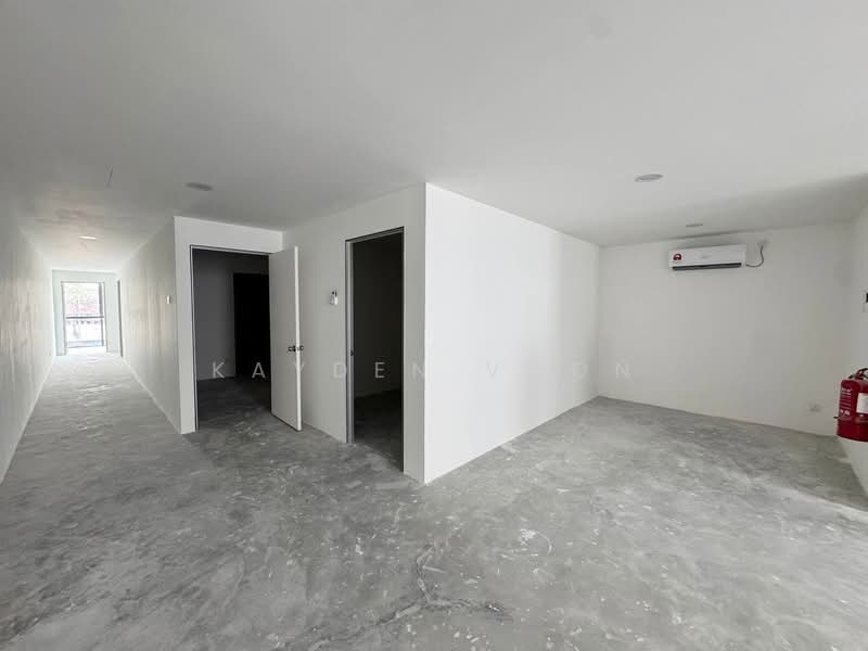 Shop for Rent in Tampoi (Johor) - Kayden Voon - Interior - PropertyGuru.com.my