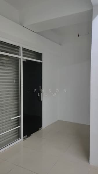 Shop for Sale in Batu Caves (Selangor) - Jenson Low - Entrance - PropertyGuru.com.my