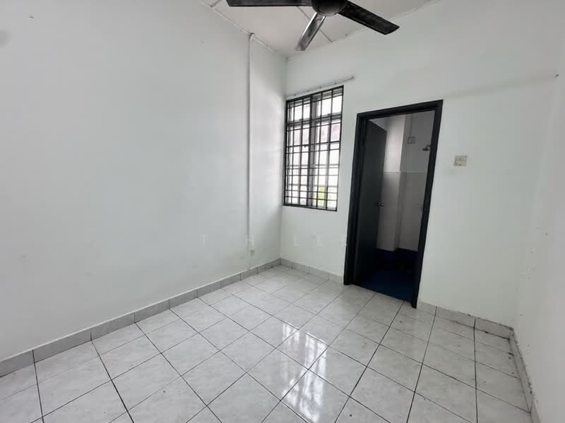 Terraced House for Rent in Bandar Puteri Klang (Klang) - T.H Lee - Interior - PropertyGuru.com.my