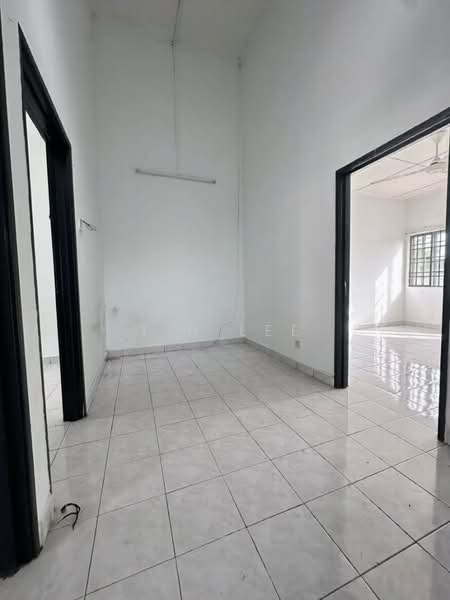 Terraced House for Rent in Bandar Puteri Klang (Klang) - T.H Lee - Interior - PropertyGuru.com.my