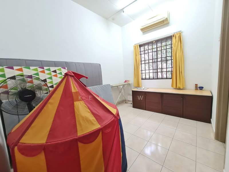2-storey Terraced House for Sale in Taman Segar Perdana (Cheras) - Ken Lew - Bedroom - PropertyGuru.com.my