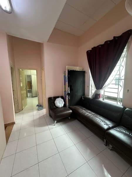 Taman Mount Austin untuk Untuk Disewa - RM 2,650 /bulan, Apr 2026 - Living Room - PropertyGuru.com.my