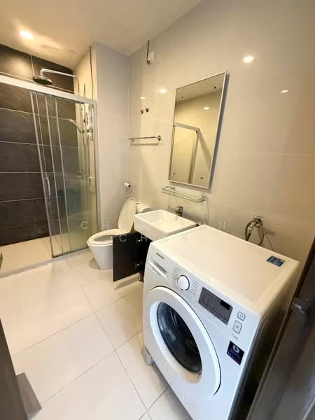 Condominium for Rent at Bay Point @ Country Garden Danga Bay - Chew Yun Chan - Bathroom - PropertyGuru.com.my
