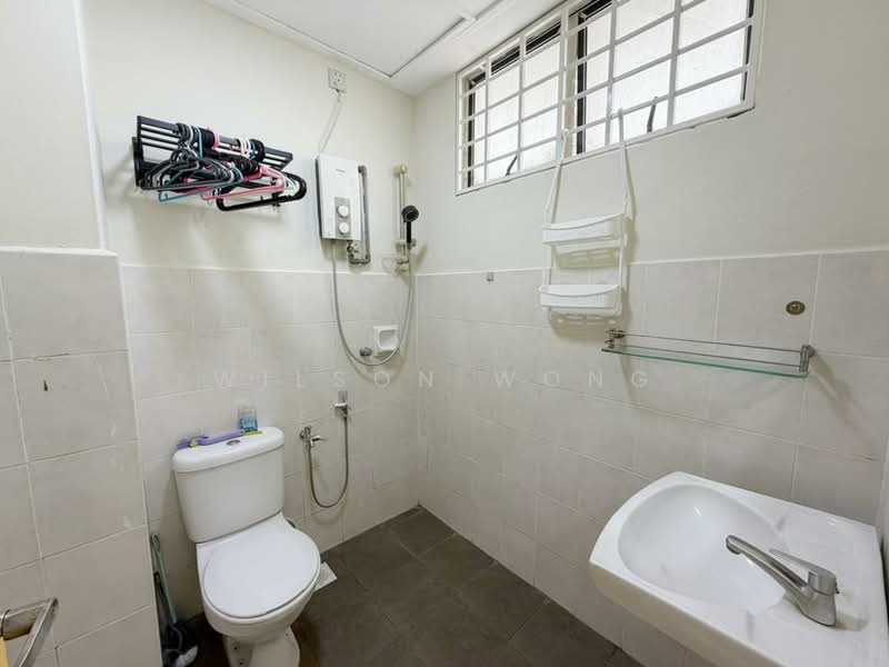 Service Residence for Rent at Fortune Avenue - Wilson Wong - Bathroom - PropertyGuru.com.my