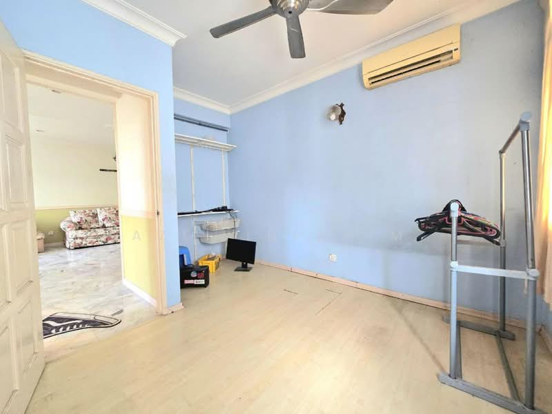 Intan Apartment untuk Untuk Dijual - RM 367,000, Apr 2026 - Living Room - PropertyGuru.com.my