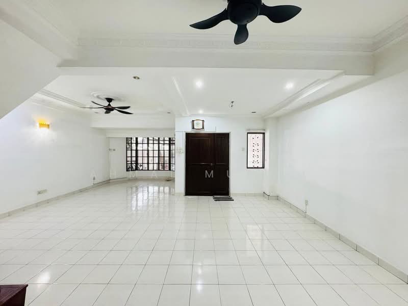 Seksyen U5 untuk Untuk Dijual - RM 635,000, Apr 2026 - Living Room - PropertyGuru.com.my