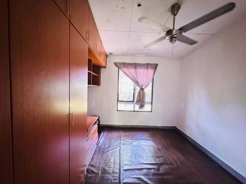Seksyen U5 untuk Untuk Dijual - RM 635,000, Apr 2026 - Bedroom - PropertyGuru.com.my
