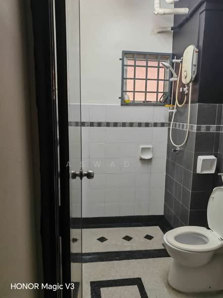 Condominium for Sale at Prai Inai - Aswad . - Bathroom - PropertyGuru.com.my