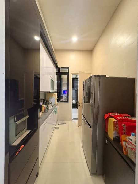 Semi-Detached House for Sale in Taman Iskandar (Johor Bahru) - Joy Min - Kitchen - PropertyGuru.com.my
