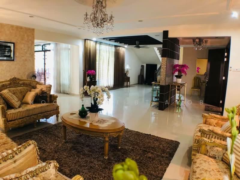 EXCLUSIVE 3.5 Bungalow Country Heights Kajang FULLY FURNISHED untuk Untuk Dijual - RM 4,700,000, Apr 2026 - Living Room - PropertyGuru.com.my