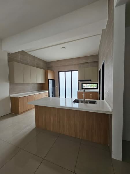 Townhouse for Rent in Kayu Ara (Selangor) - Jordan Teh - Kitchen - PropertyGuru.com.my