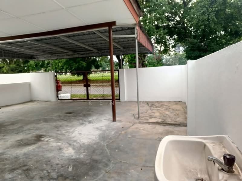 2-storey Terraced House for Sale in Taman Canning (Ipoh) - Kent C - Exterior - PropertyGuru.com.my