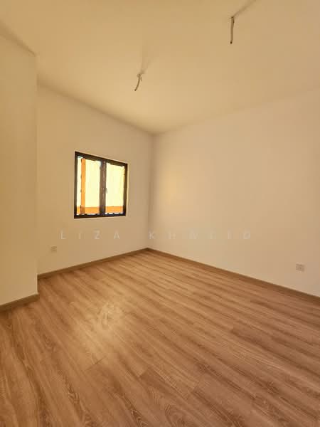 Rumah Teres 2 Tingkat untuk Dijual di Semenyih (Selangor) - Liza Khalid - PropertyGuru.com.my