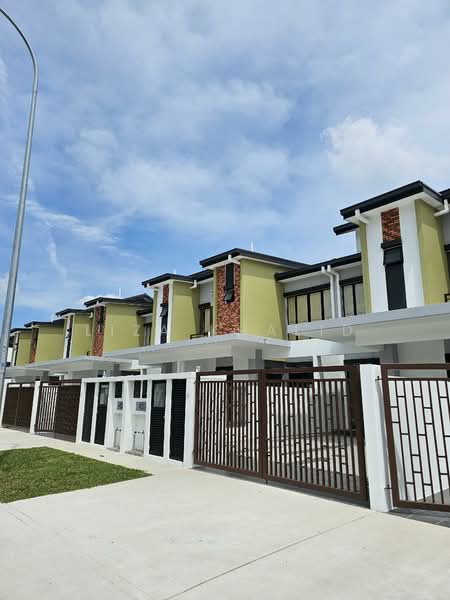 Rumah Teres 2 Tingkat untuk Dijual di Semenyih (Selangor) - Liza Khalid - PropertyGuru.com.my