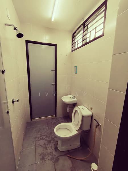 2-storey Terraced House for Rent in Bandar Tasek Mutiara (Simpang Ampat) - Ivy Yap - Bathroom - PropertyGuru.com.my