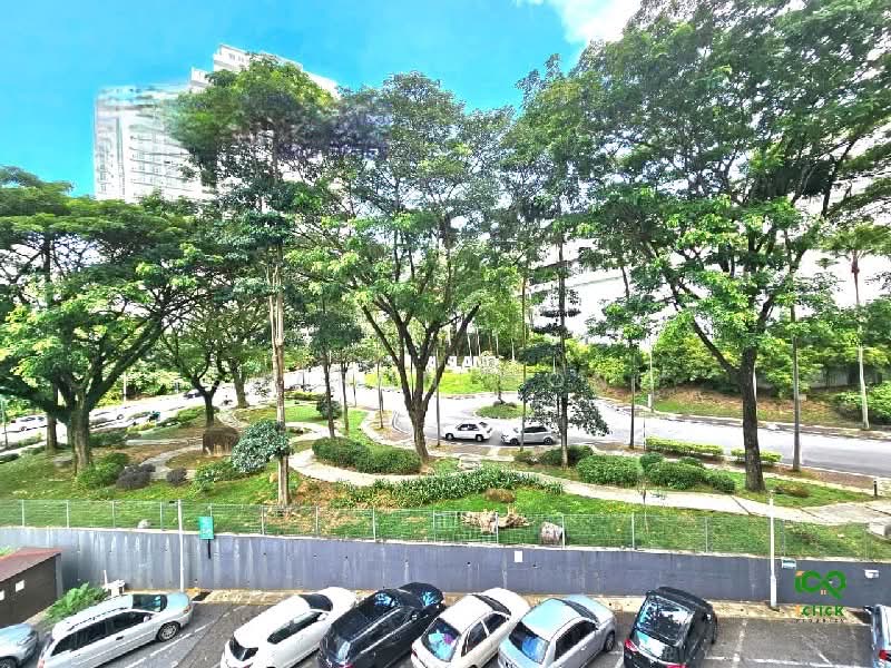 Kediaman Servis untuk Dijual di Setia Tri-angle - Sharon Wong - Exterior - PropertyGuru.com.my