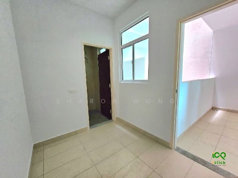 Kediaman Servis untuk Dijual di Setia Tri-angle - Sharon Wong - Interior - PropertyGuru.com.my