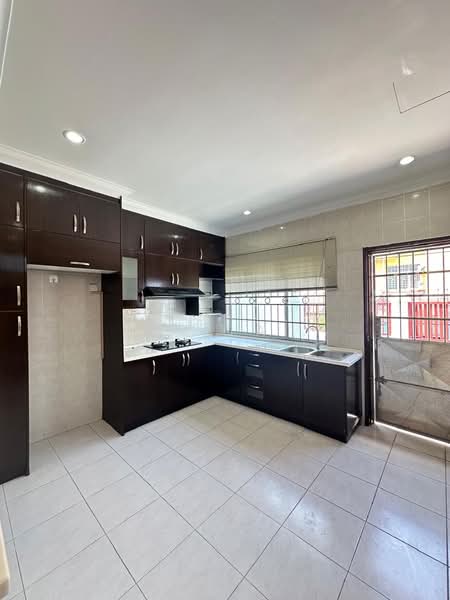 2-storey Terraced House for Rent in Taman Impian Emas (Skudai) - MJ Lai - Kitchen - PropertyGuru.com.my