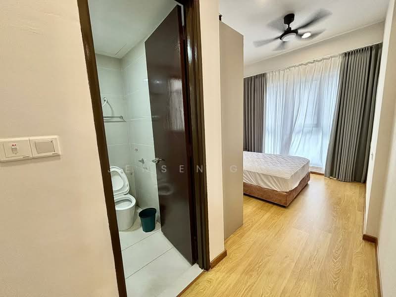Kings Bay @ Country Garden Danga Bay untuk Untuk Disewa - RM 2,400 /bulan, Apr 2026 - Bathroom - PropertyGuru.com.my
