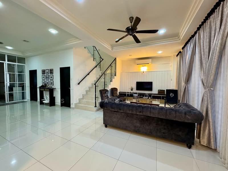 Rumah Teres 2 Tingkat untuk Dijual di Shah Alam (Selangor) - Nahathir Shahabudin - Living Room - PropertyGuru.com.my
