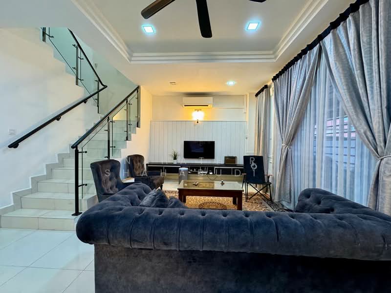 Rumah Teres 2 Tingkat untuk Dijual di Shah Alam (Selangor) - Nahathir Shahabudin - Living Room - PropertyGuru.com.my