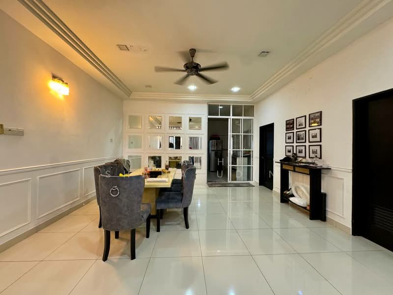 Rumah Teres 2 Tingkat untuk Dijual di Shah Alam (Selangor) - Nahathir Shahabudin - Dining Room - PropertyGuru.com.my