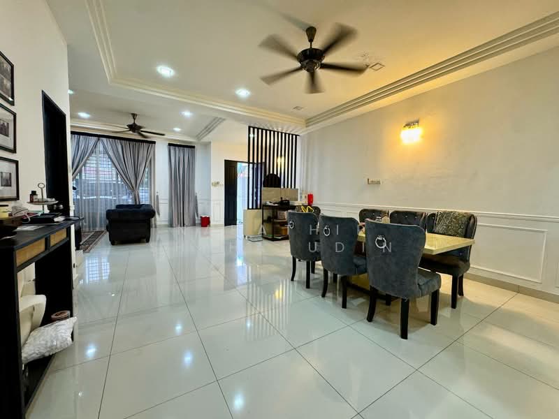 Rumah Teres 2 Tingkat untuk Dijual di Shah Alam (Selangor) - Nahathir Shahabudin - Living Room - PropertyGuru.com.my