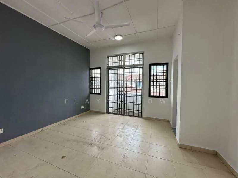 2-storey Terraced House for Sale in Johor Bahru (Johor) - Elayne Low - Living Room - PropertyGuru.com.my