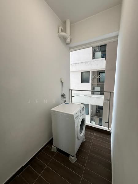 Condominium for Rent at Royal Strand @ Country Garden Danga Bay - Jensen Goh - Balcony - PropertyGuru.com.my