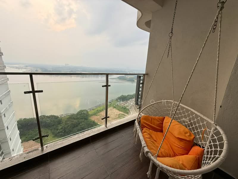 Condominium for Rent at Royal Strand @ Country Garden Danga Bay - Jensen Goh - Balcony - PropertyGuru.com.my