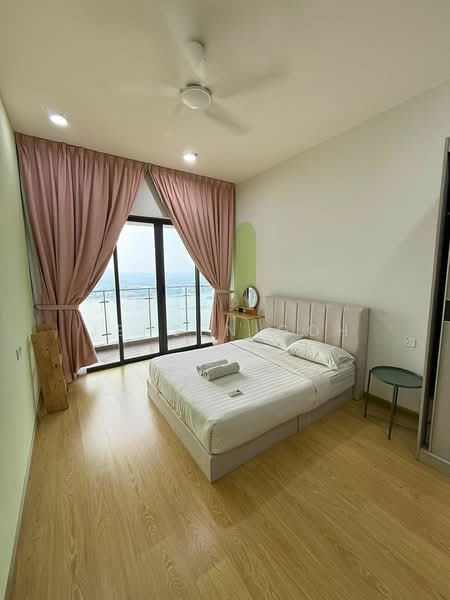 Condominium for Rent at Royal Strand @ Country Garden Danga Bay - Jensen Goh - Bedroom - PropertyGuru.com.my