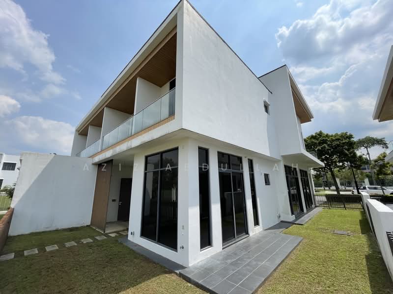 Semi-Detached House for Sale in Telok Panglima Garang (Selangor) - Aziz Abdullah - Exterior - PropertyGuru.com.my