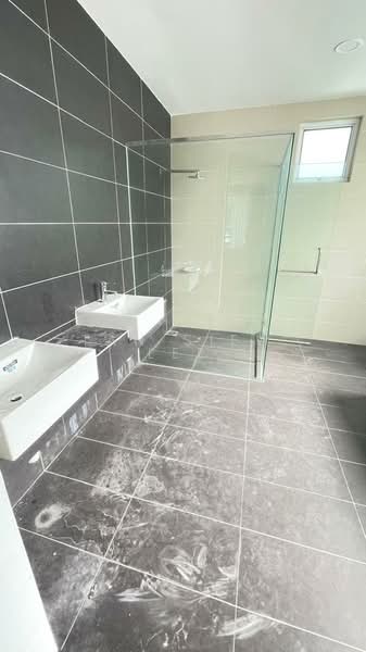 Laman Bayu untuk Untuk Disewa - RM 5,600 /bulan, Apr 2026 - Bathroom - PropertyGuru.com.my