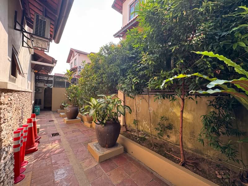 Bungalow for Sale in Taman TTDI Jaya (Shah Alam) - Nahathir Shahabudin - Exterior - PropertyGuru.com.my