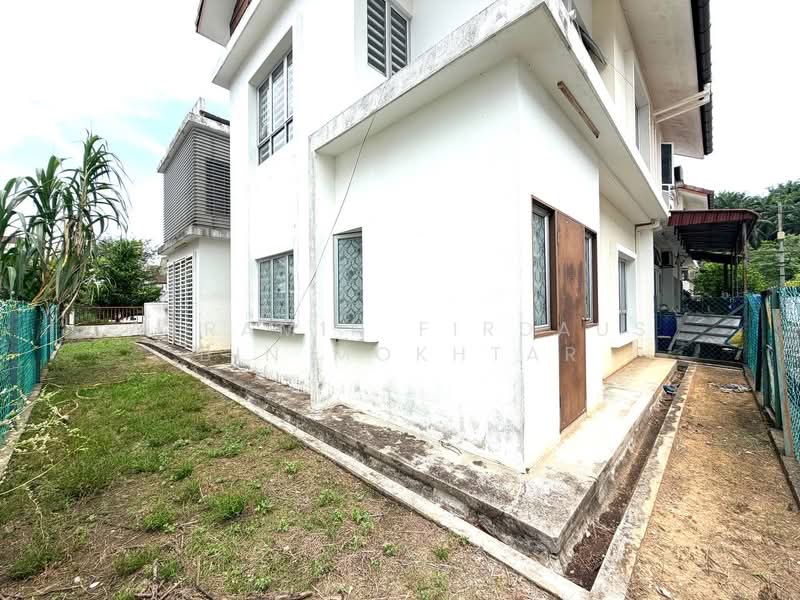 2-storey Terraced House for Sale in Puncak Bestari (Puncak Alam) - Akramin Firdaus Bin Mokhtar - Exterior - PropertyGuru.com.my