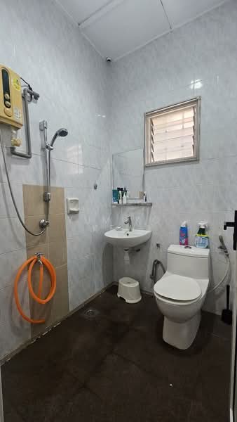 2-storey Terraced House for Sale in Alam Damai (Cheras) - Yumiko Kew - Bathroom - PropertyGuru.com.my