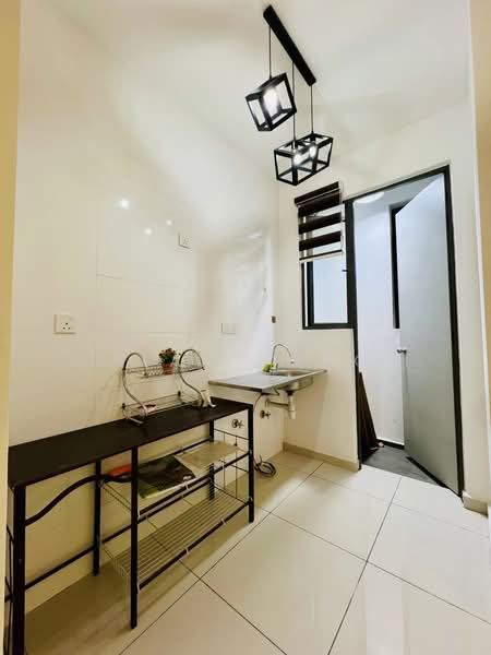 Kenwingston Platz untuk Untuk Disewa - RM 1,600 /bulan, Apr 2026 - Kitchen - PropertyGuru.com.my