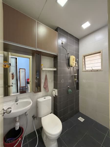 Bandar parkland untuk Untuk Dijual - RM 930,000, Apr 2026 - Bathroom - PropertyGuru.com.my