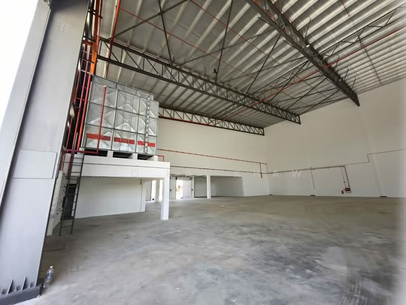 Warehouse for Rent in Shah Alam (Selangor) - Hao Kai Khaw - Interior - PropertyGuru.com.my