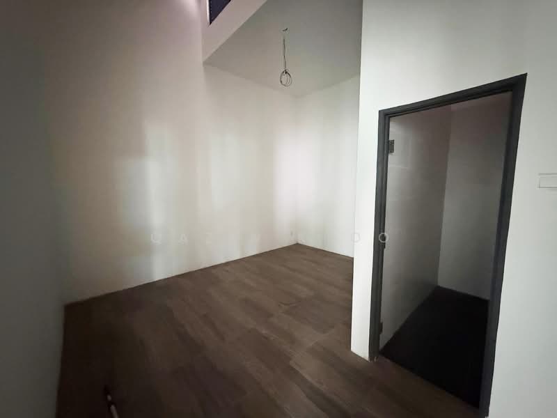 For Sale - Taman Lapangan Harmoni