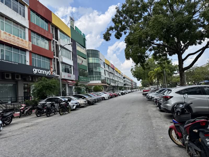 Office for Rent in Kuchai Lama (Kuala Lumpur) - Karen Lua - Exterior - PropertyGuru.com.my