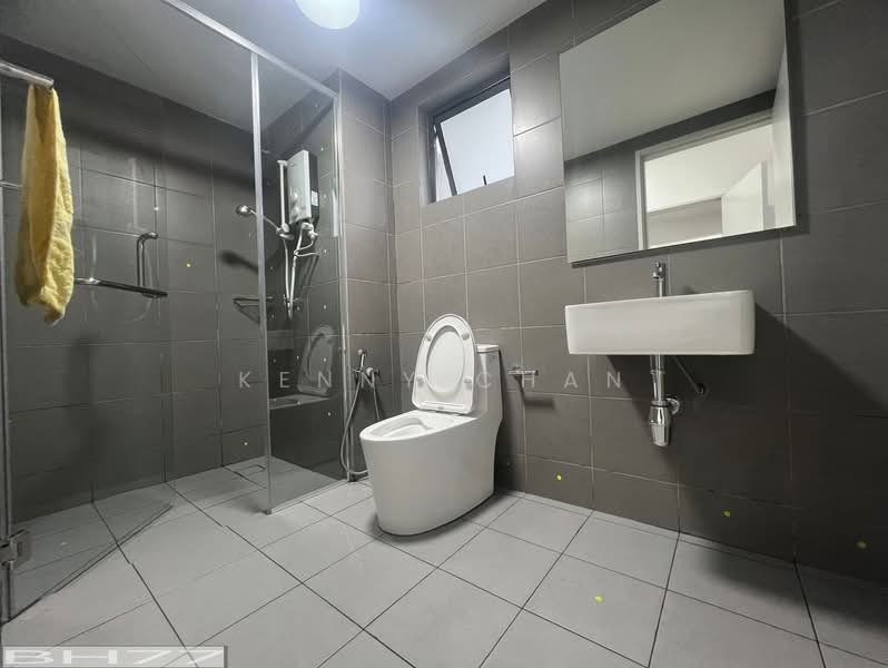Service Residence for Rent at Berkeley Uptown - Kenny Chan - Bathroom - PropertyGuru.com.my