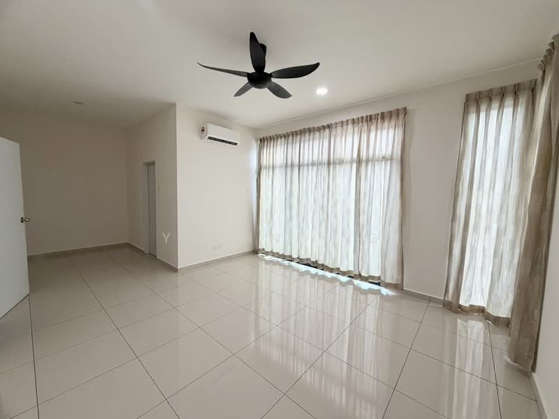 2-storey Terraced House for Rent in Skudai (Johor) - Yvonne Ng - Living Room - PropertyGuru.com.my